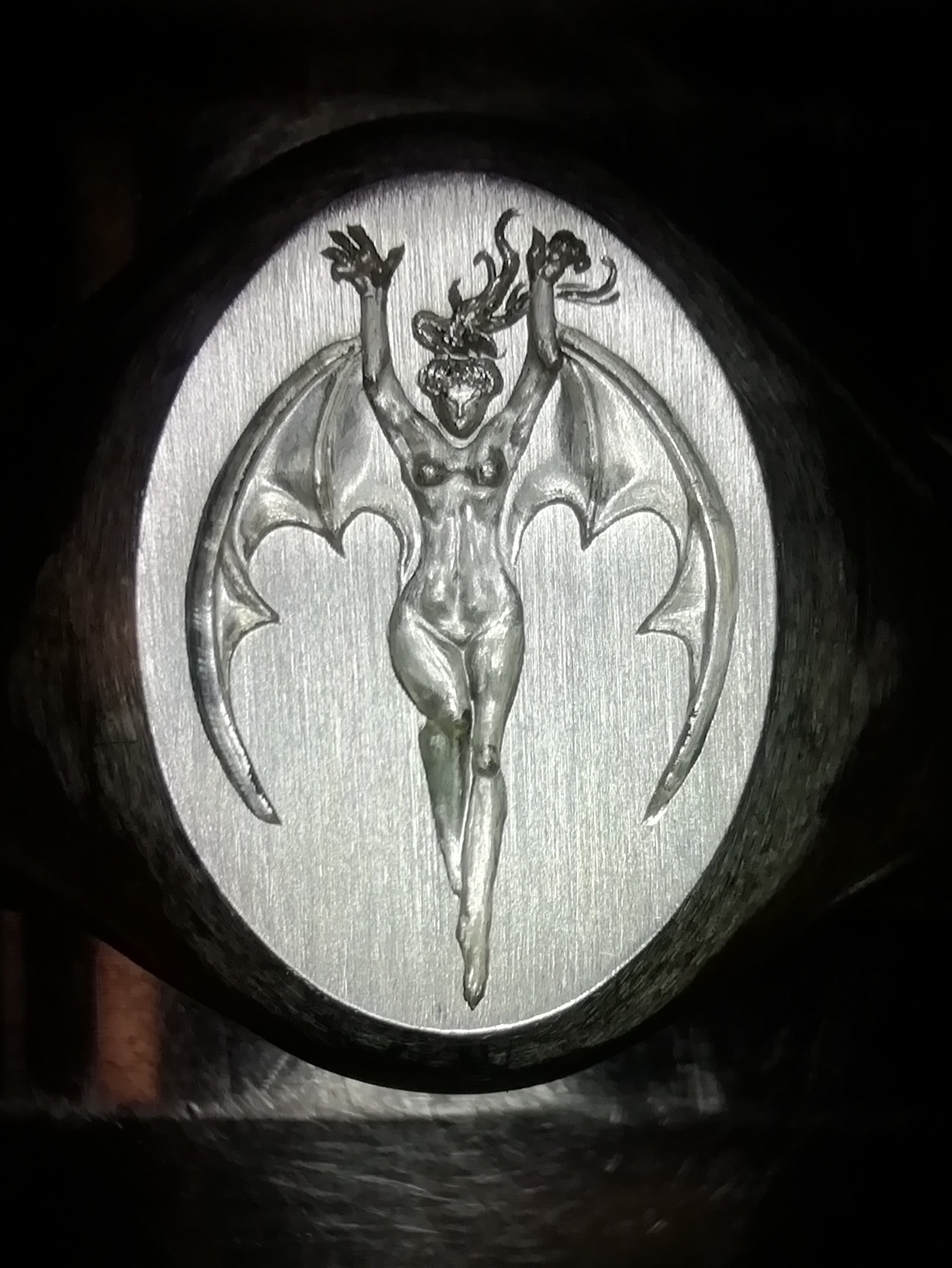 La Femme Chauve-Souris